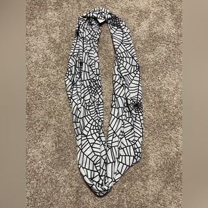 Spider Scarf